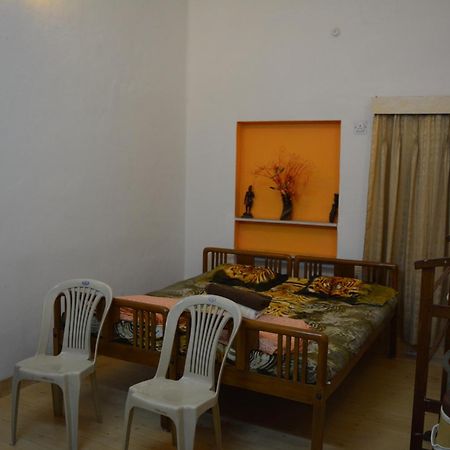 Jheelam Homestay Bhopal Ngoại thất bức ảnh