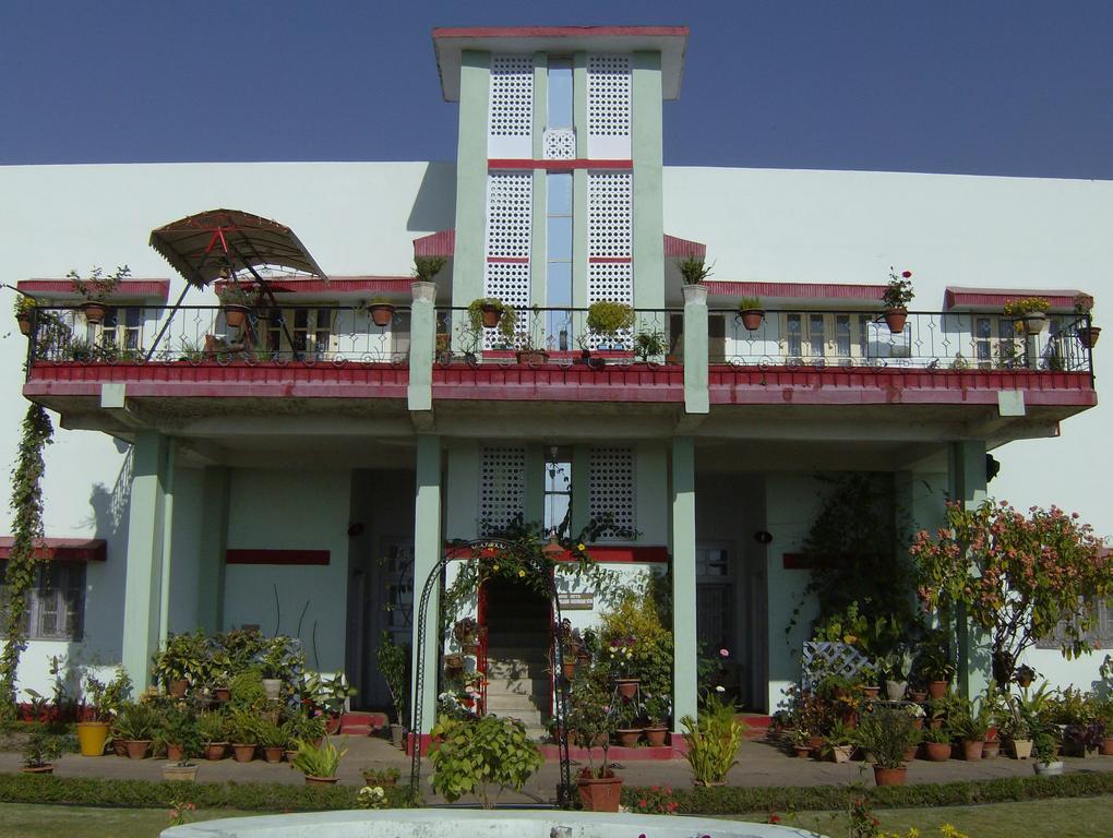 Jheelam Homestay Bhopal Ngoại thất bức ảnh