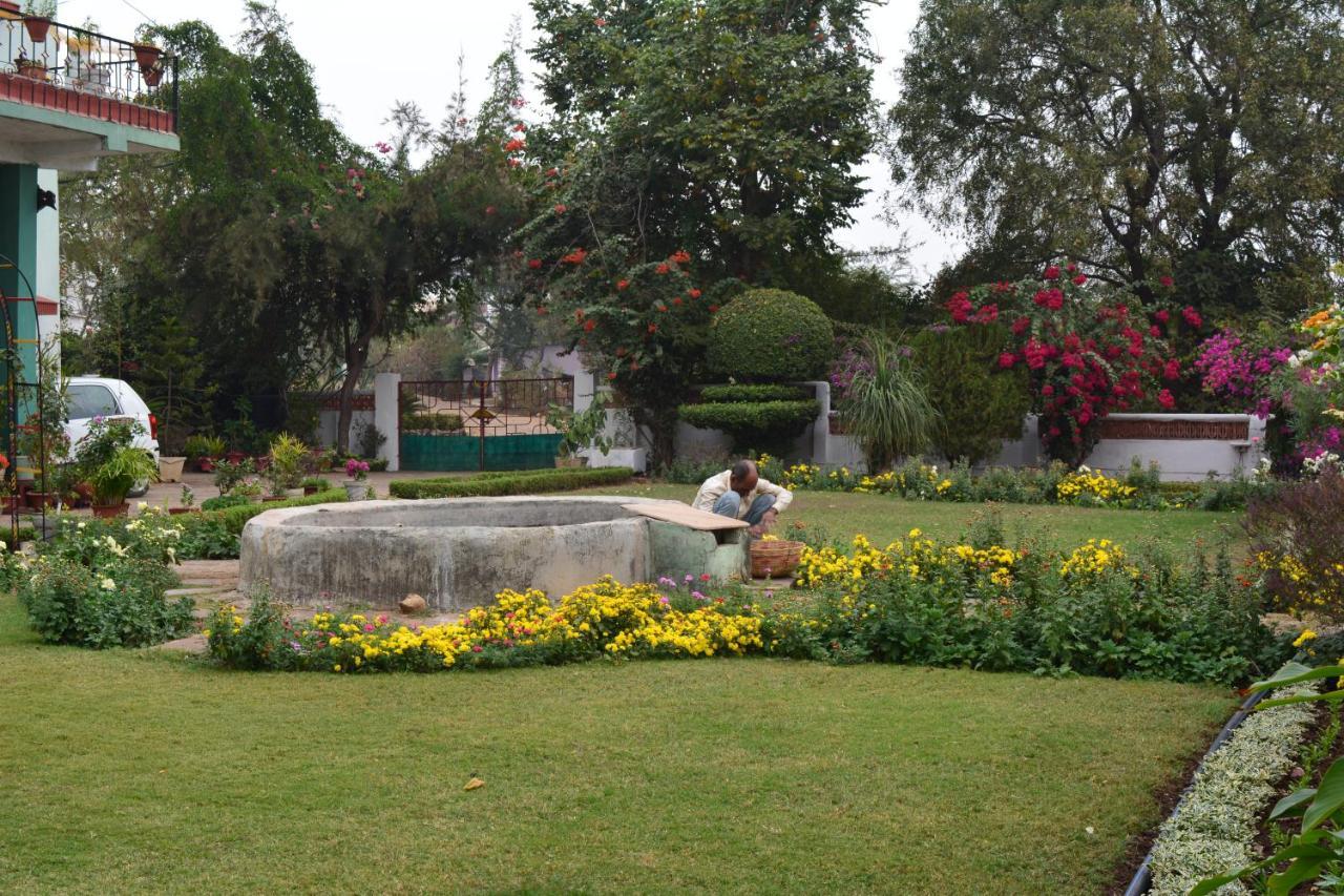 Jheelam Homestay Bhopal Ngoại thất bức ảnh